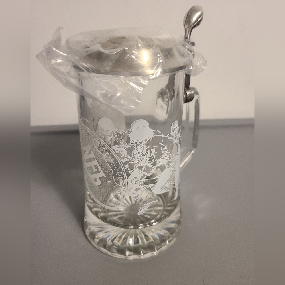 Avon 16 Oz. NFL Classic Glass Tankard